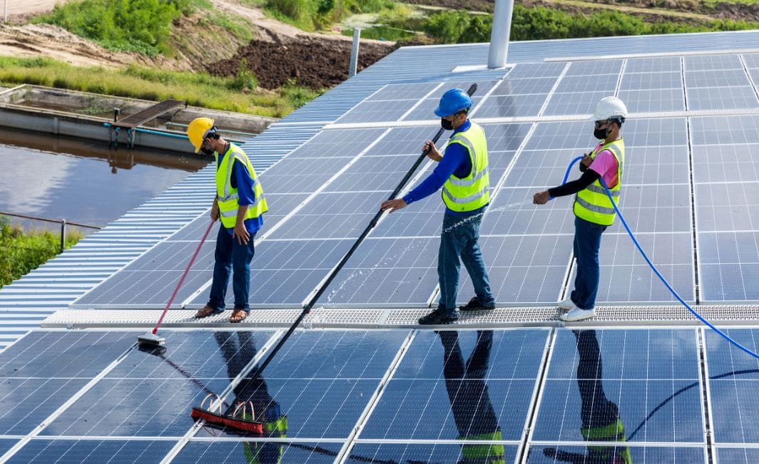 Limpieza de Placas Solares en Valencia
