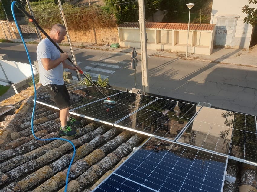 Limpieza de Placas Solares Valencia y alrededores